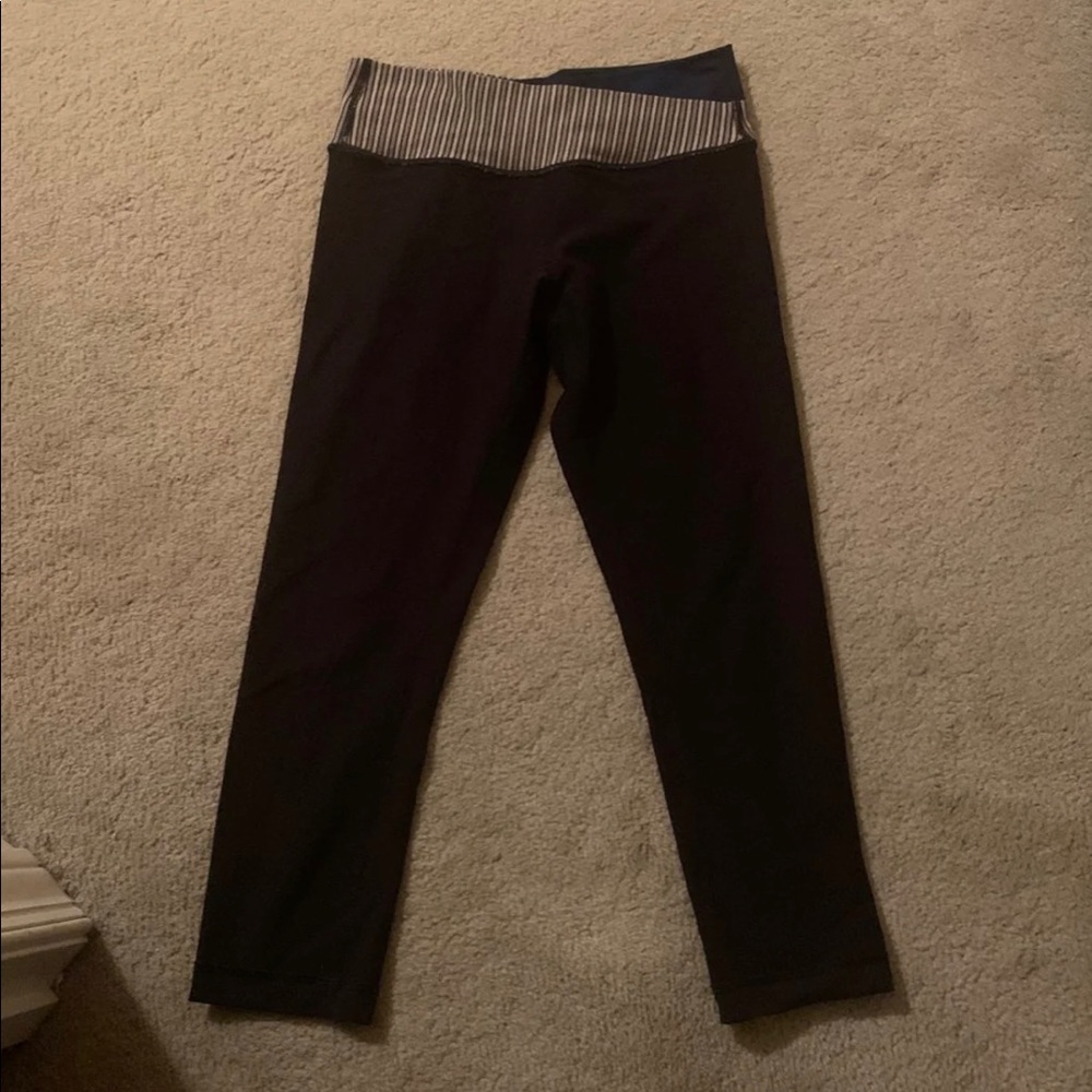 Lululemon Crop Leggings Size 4